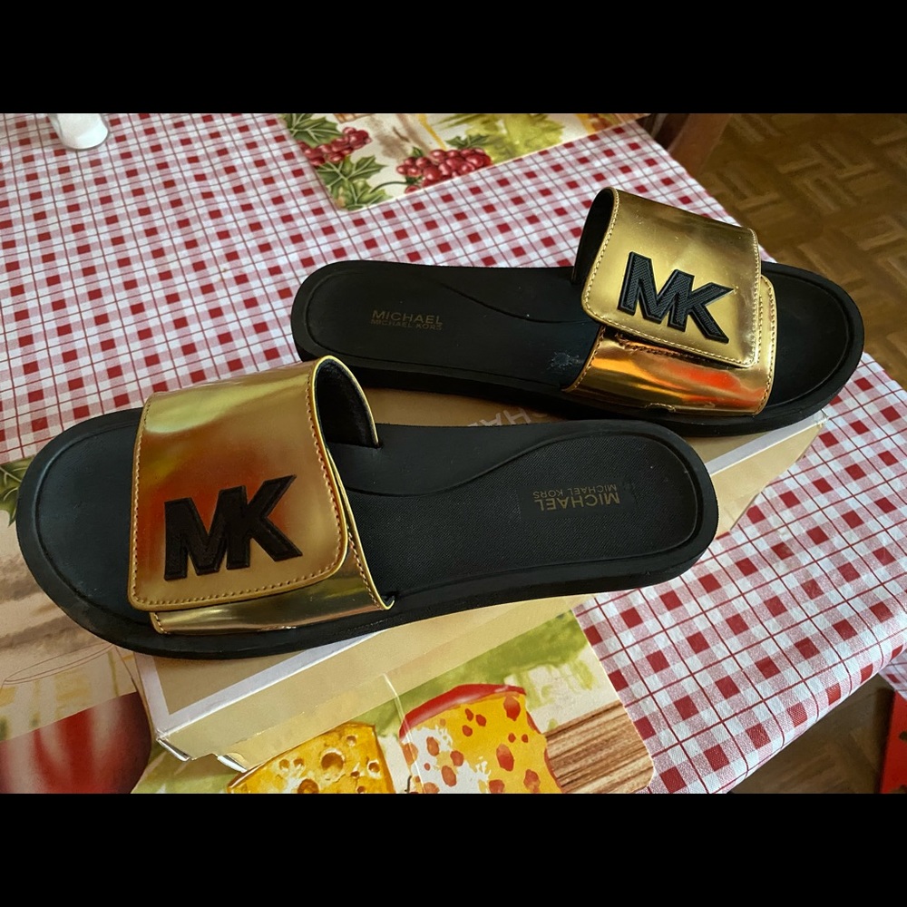 Mk slides. Sold do not buy!